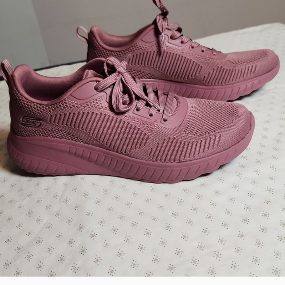 Skechers BOBS Squad Chaos Face-off Raspberry Sneakers size 7.5 Women's
